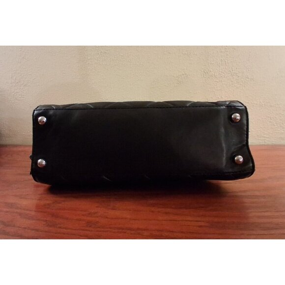 Michael Kors Large Hamilton Quilted Shoulder Bag Handbag Leather Lock &Key Black - Picture 3 of 5